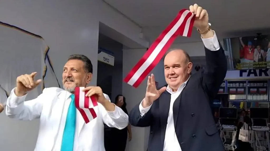 López Aliaga inaugura nuevo Hospital de la Solidaridad en Villa El Salvador