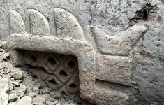 Descubren mural preincaico de 3.000 años en Perú